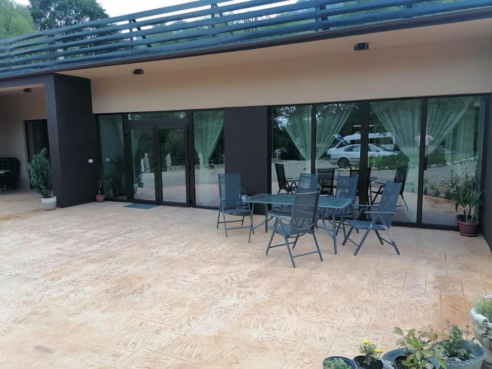 Motorom Hotel Zărneşti Exterior foto